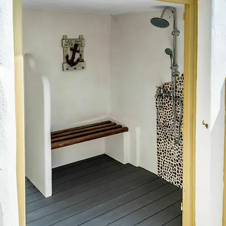 Lord Apartment Pollonia